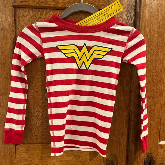🆕NWT Hanna Andersson Children’s “Wonder Woman” Pajamas – Size 5 / 110cm - Picture 4 of 6